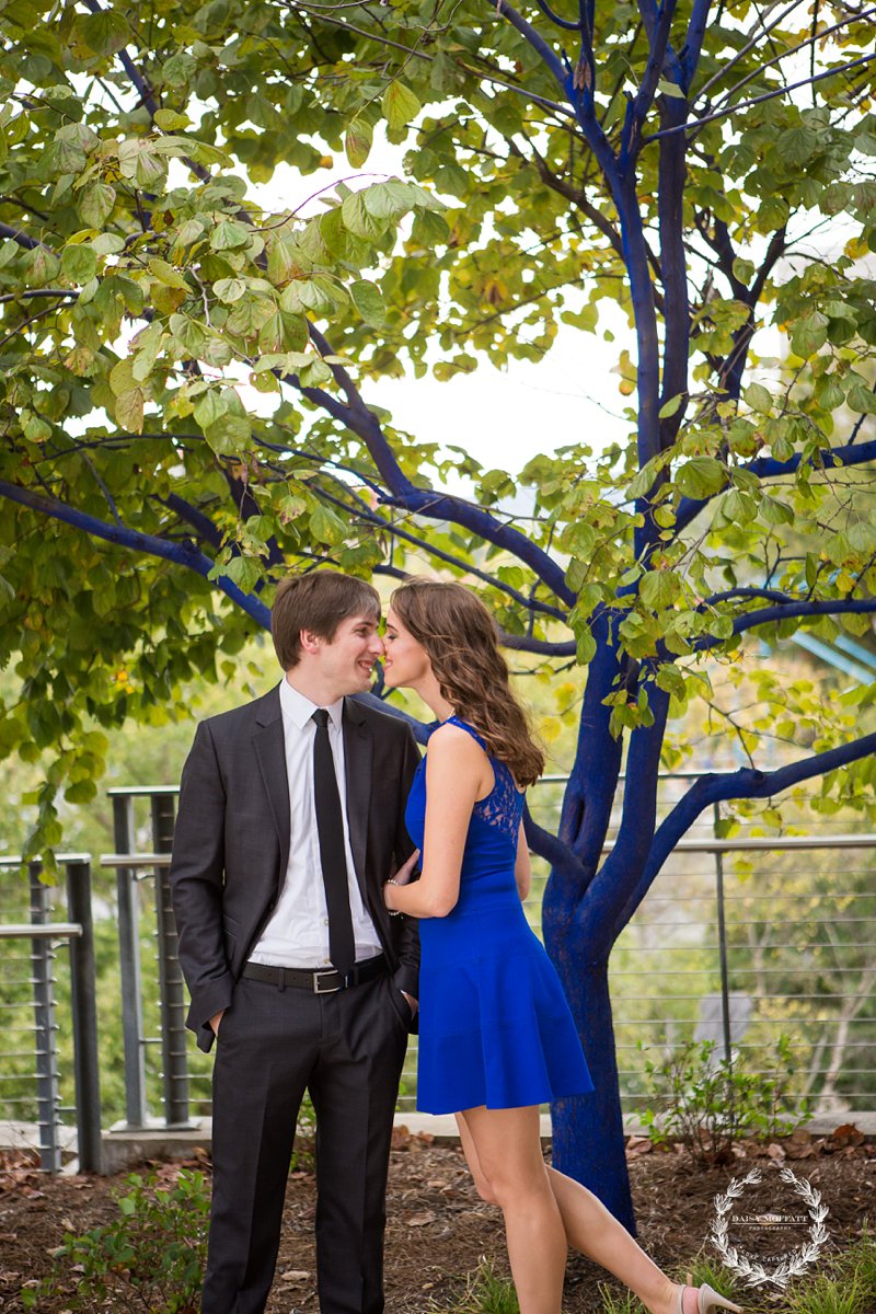 fall engagement session with chattanooga photographer Daisy Moffatt Photography. Chattanooga is beautiful for engagement sessions