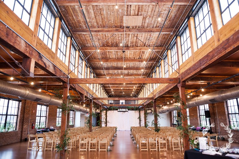 the turnbull event space was perfect for chattanooga photographer Daisy Moffatt Photography and Chattanooga wedding planner soirees.