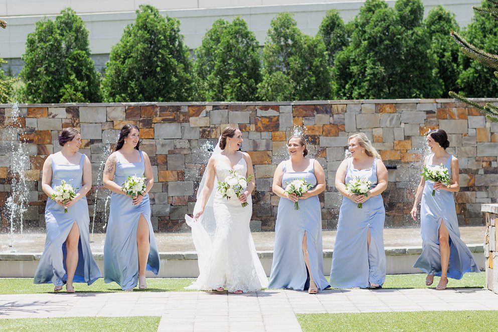 Chattanooga Westin wedding with lace gown from ever after bridal and chattanooga photographer Daisy Moffatt photography 